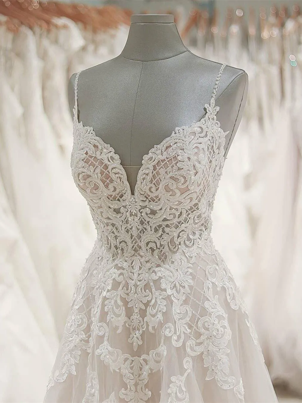 Strap V Neck Beach Wedding Dresses Backless Ivory Tulle Wedding Dress  WD309